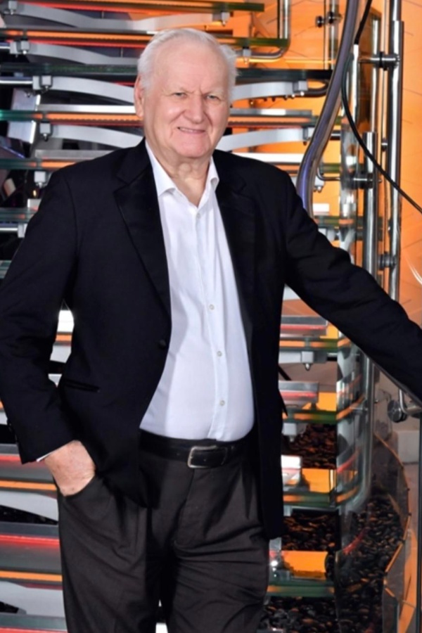 Cruise Brothers Travel Agent Ed Newbold